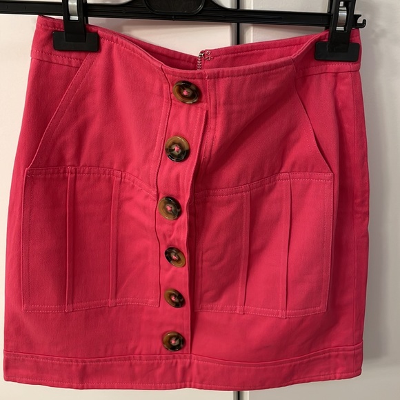 Set - top and skirt - Picture 11 of 11